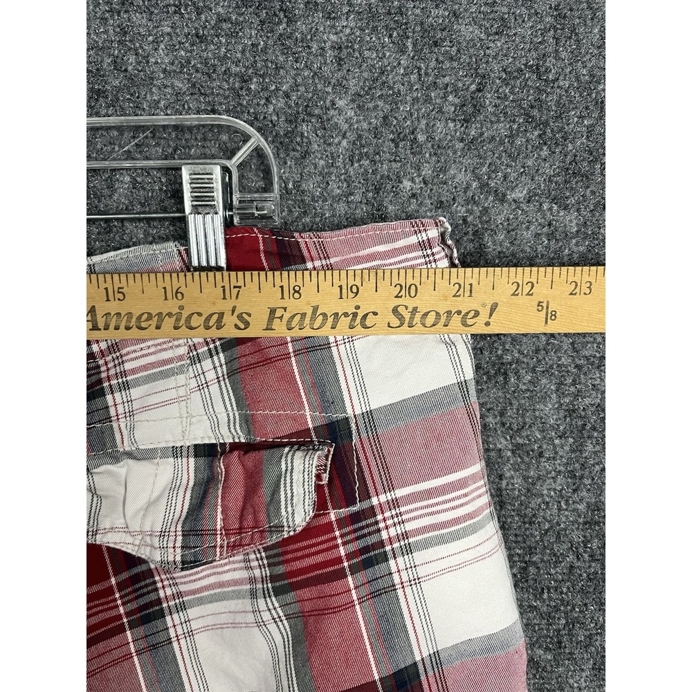 Plugg Mens Red Plaid Bermuda Shorts Size 42" Inseam 10" Outdoors Beach Trunks - Picture 5 of 7